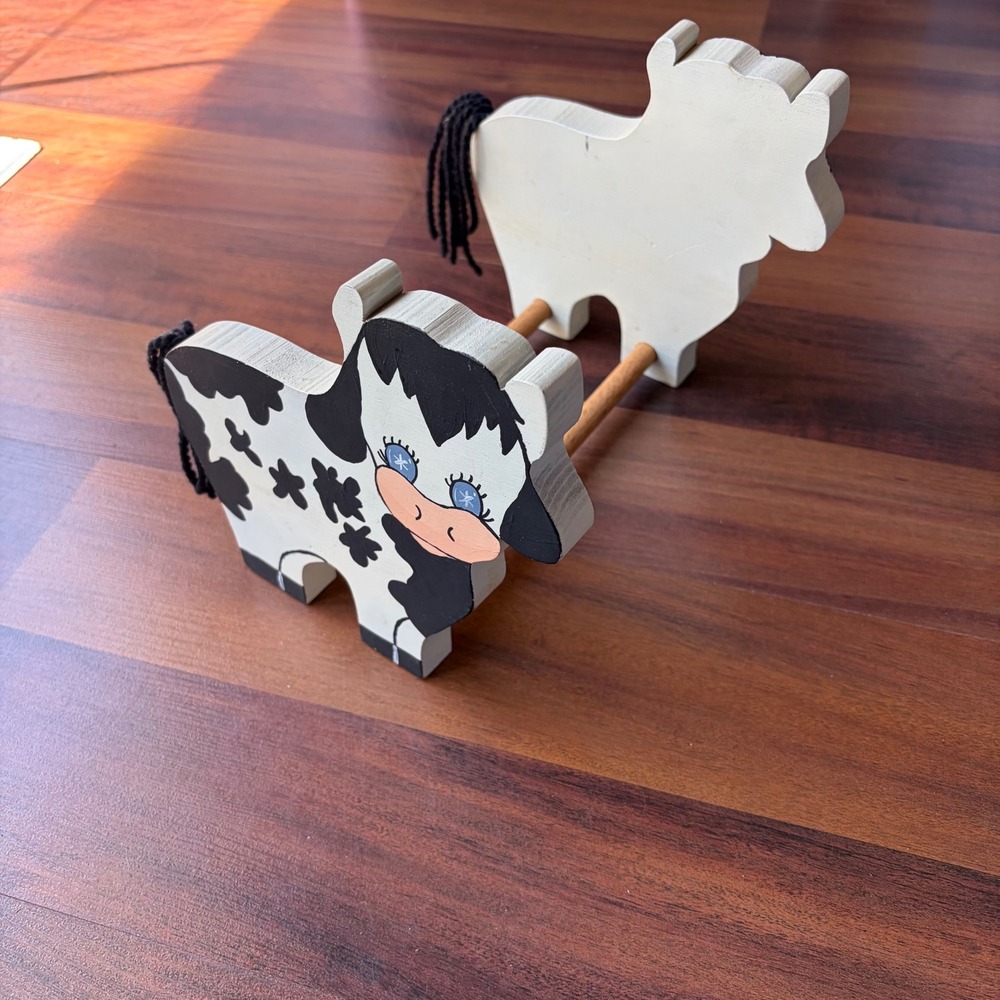 Vintage Hand Painted Wooden Cow Holder Farmhouse Folk Art Decor